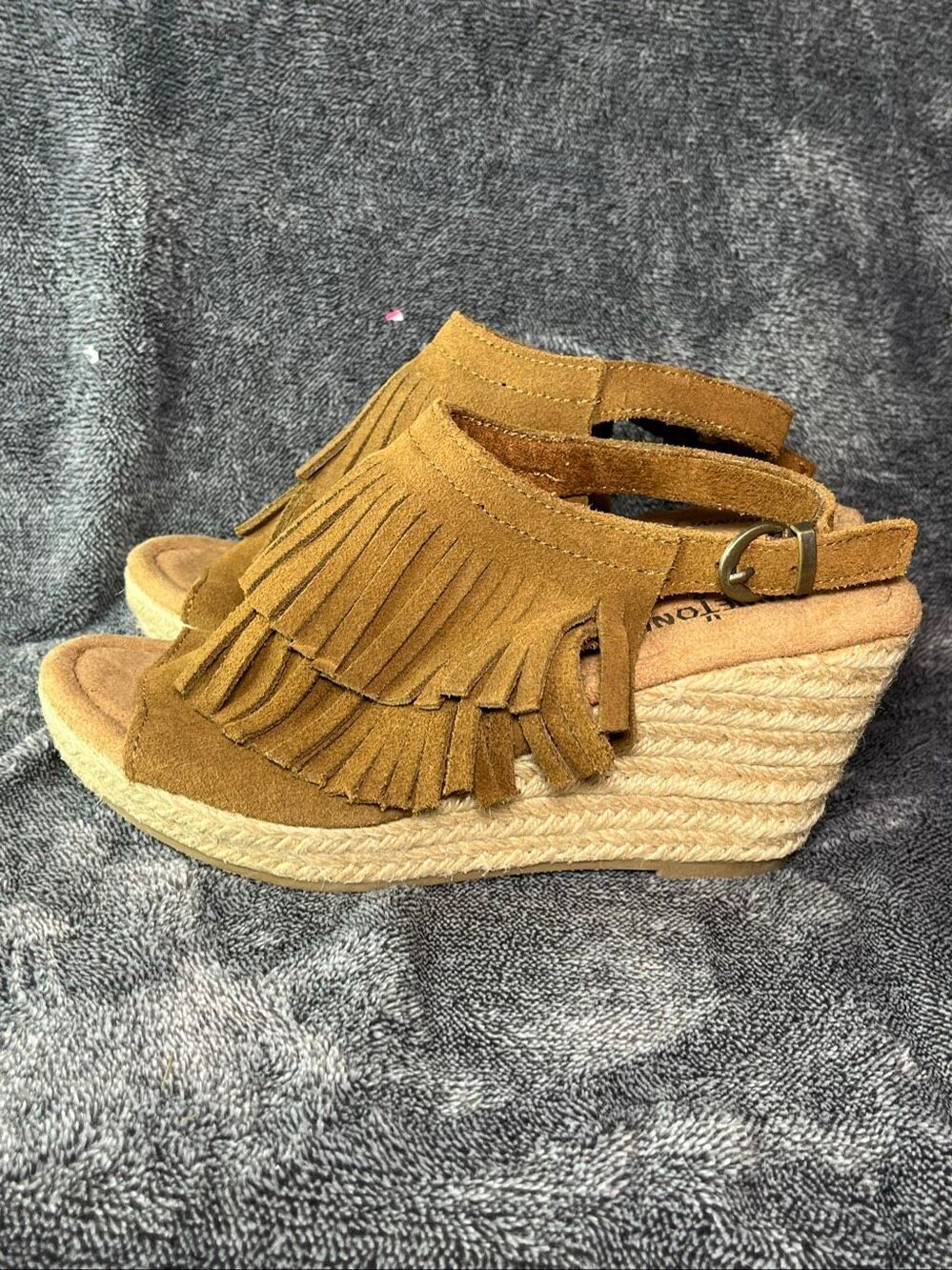 Minnetonka Suede Fringe Wedge Sandals Espadrille Brown Size 6